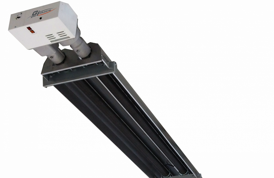 Craemer-8-scaled Industrie-LED-Linearleuchte mit Strahlerschiene und zwei grauen Kühlkörpern, montiert auf einem langen Gehäuse